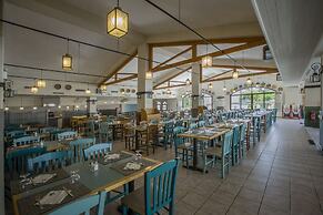 Golden Coast Hotel & Bungalows - All Inclusive