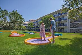 Golden Coast Hotel & Bungalows - All Inclusive