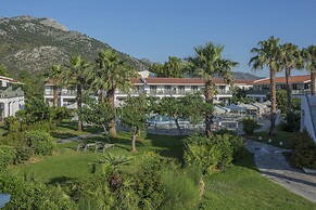 Golden Coast Hotel & Bungalows - All Inclusive