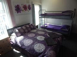 Llanryan Guest House