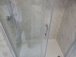 Llanryan Guest House