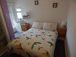 Llanryan Guest House