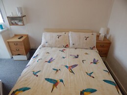 Llanryan Guest House