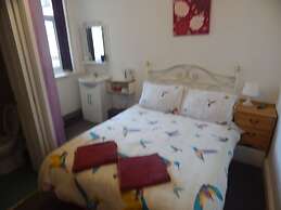 Llanryan Guest House