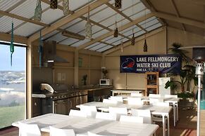 Lakeview Motel & Apartments