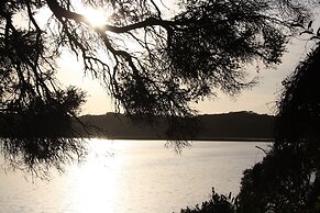 Lakeview Motel & Apartments