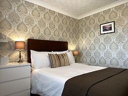 Virginia Court Hotel