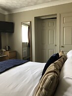 Virginia Court Hotel