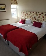 The Moelwyn Hotel & Restaurant