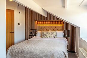 Holly Lodge Guest House