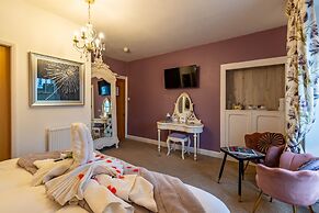 Holly Lodge Guest House