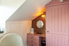 Holly Lodge Guest House