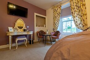 Holly Lodge Guest House