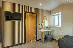 Holly Lodge Guest House