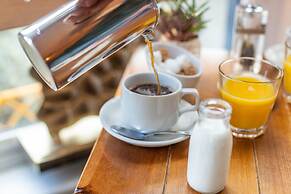 Holly Lodge Guest House