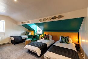 Holly Lodge Guest House