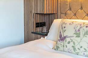 Holly Lodge Guest House