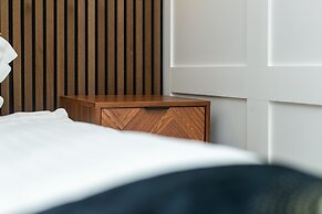 Holly Lodge Guest House