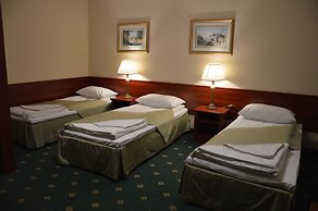 Hotel Batory