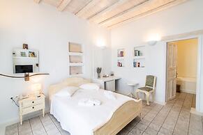 Vincenzo Family Hotel