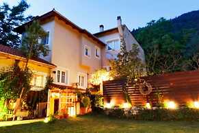 Anerada Inn Boutique Hotel