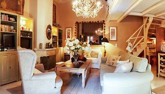 Anerada Inn Boutique Hotel