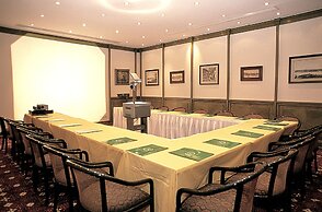 Istanbul Royal Hotel