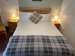 The Elks Head – Whitfield