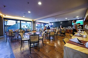 Las Suites Campos Eliseos