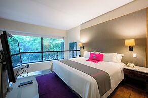 Las Suites Campos Eliseos