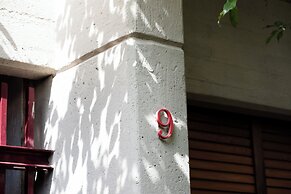 Marbela Apartments & Suites