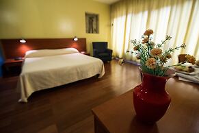 Marbela Apartments & Suites