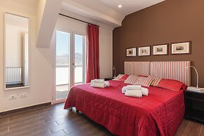 Marbela Apartments & Suites