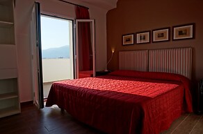 Marbela Apartments & Suites