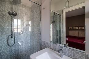 Marbela Apartments & Suites