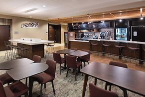Courtyard by Marriott Pittsburgh Washington/Meadow Lands