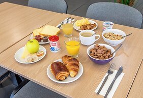 B&B HOTEL Marseille La Timone