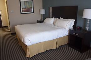 Holiday Inn Express & Suites Youngstown West - Austintown, an IHG Hote