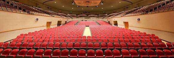 Holiday Inn Express & Suites Youngstown West - Austintown by IHG