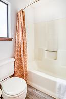 Sleepy Hollow Cabins and Hotel