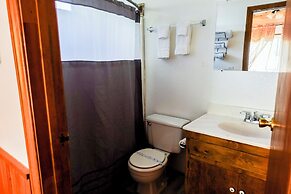 Sleepy Hollow Cabins and Hotel