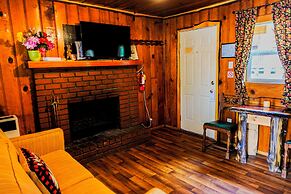 Sleepy Hollow Cabins and Hotel