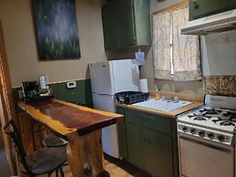 Sleepy Hollow Cabins and Hotel