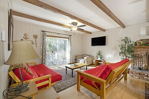 Sleepy Hollow Cabins and Hotel