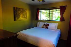 Sleepy Hollow Cabins and Hotel