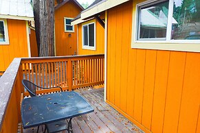 Sleepy Hollow Cabins and Hotel