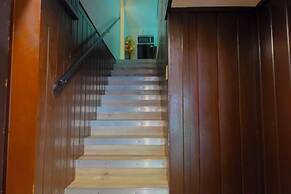 Sleepy Hollow Cabins and Hotel