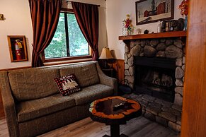 Sleepy Hollow Cabins and Hotel