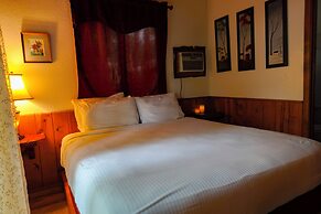 Sleepy Hollow Cabins and Hotel