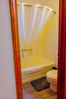 Sleepy Hollow Cabins and Hotel